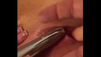 Rachel Robbins Gets Finger Fucked and Uses Vibrator