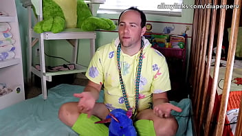 Gay and ABDL. Guide for Bi/gay diaper bois Gaybies 101