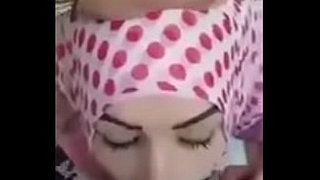 My girl frend suck my duck very hard and she is islam and hejab 18