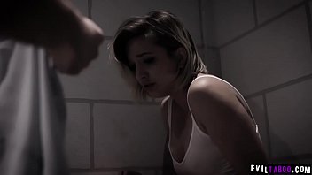 Two hostage strangers Eliza Jane and Ryan Driller both want their freedom and tricked into sex by the hijackers.
