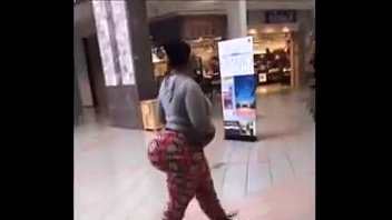 RIDICULOUS BOOTY AT THE MALL- Theonlyhydro (1)