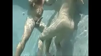 Underwater Hot Sex (Full Video)