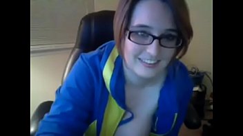 busty curvy girl with glasses camshow 4