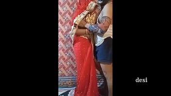In the bride's red saree, she was fucked fiercely, as if I spoke desi ass and opened her pussy.