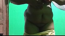 horny desi indian tamil telugu kannada malayalam hindi vanitha showing big boobs and shaved pussy leggings press hard boobs press nip rubbing pussy masturbation big green chilli